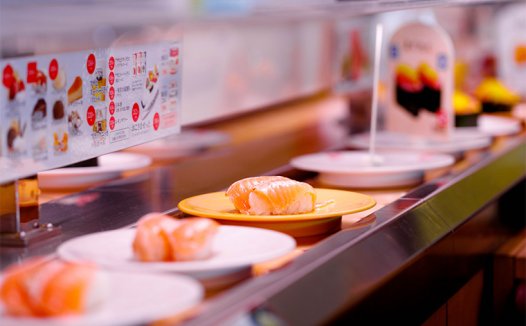 日本美食娱乐，不断发展的回转寿司